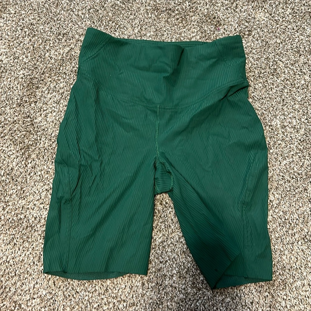 Green LULULEMON biker shorts